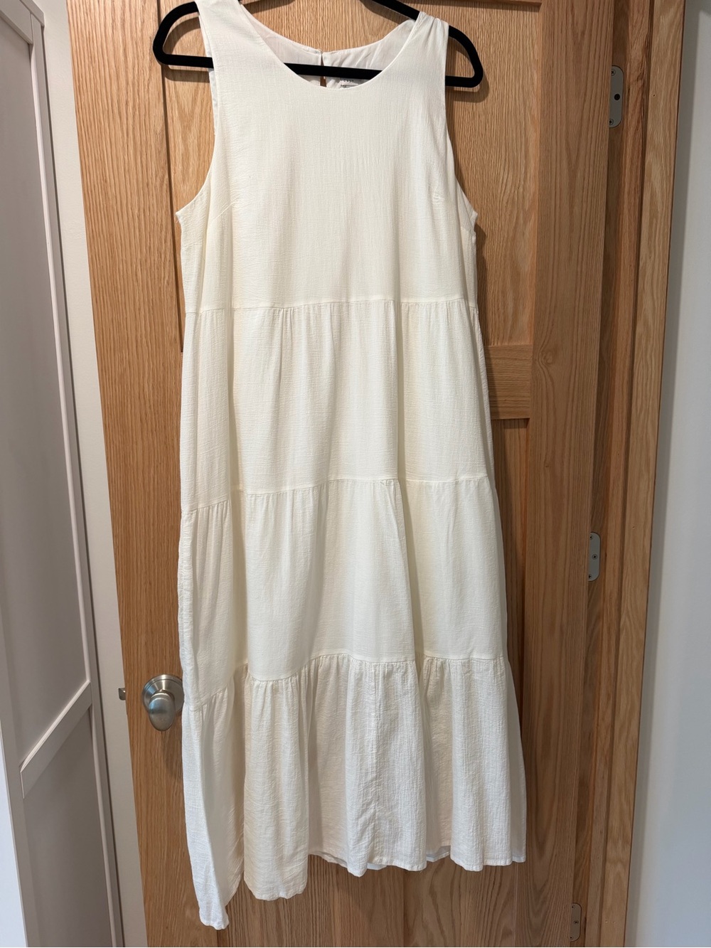 a new day White Sleeveless Tiered Midi Dress